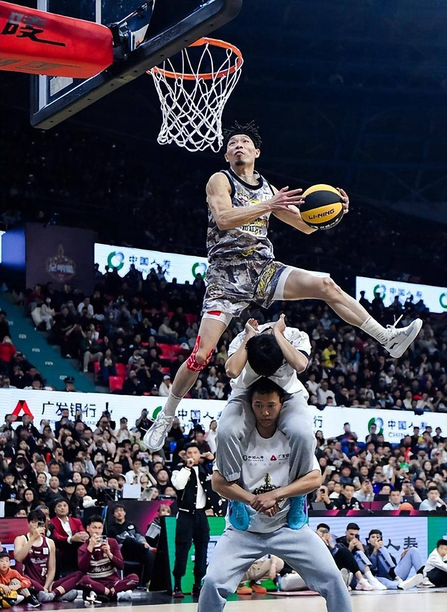 陈登星获世界扣篮冠军，怀念当年CBA全明星比赛