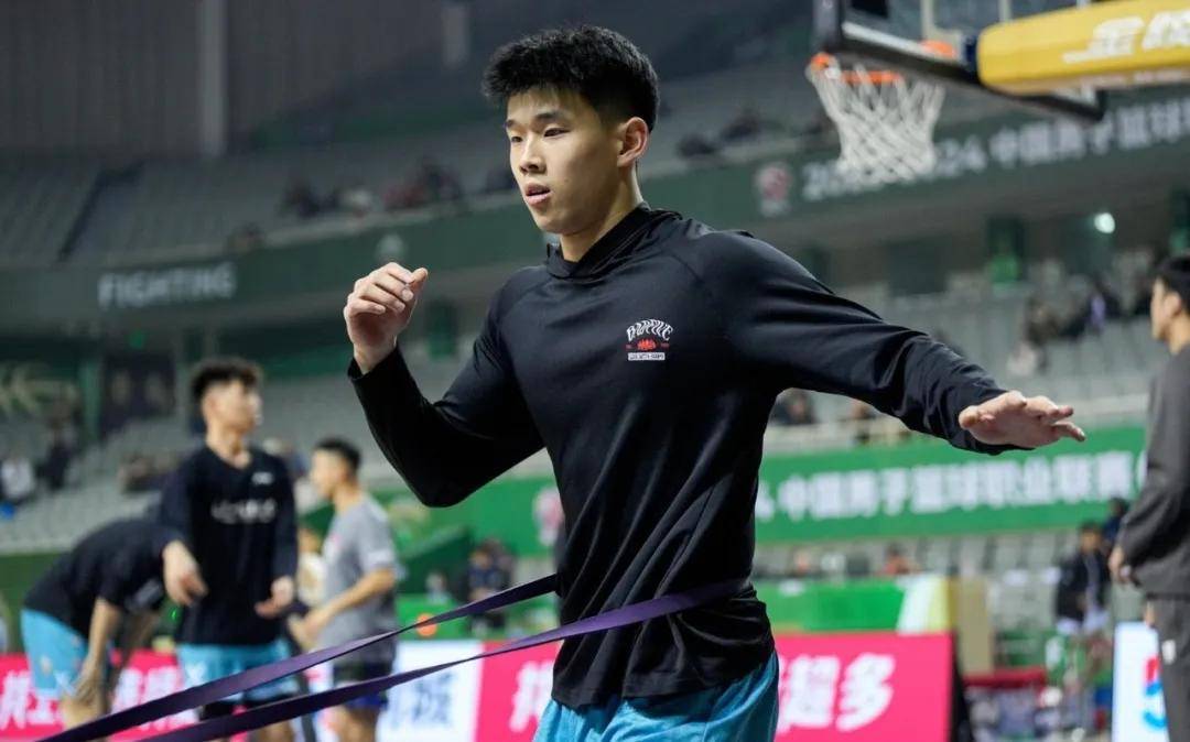 恭喜林葳！第8顺位被选中！有望联手NBA状元弗拉格