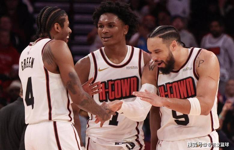 2换1！NBA冠军后卫加盟火箭，斯通操作封神，让其他球队怎么打？