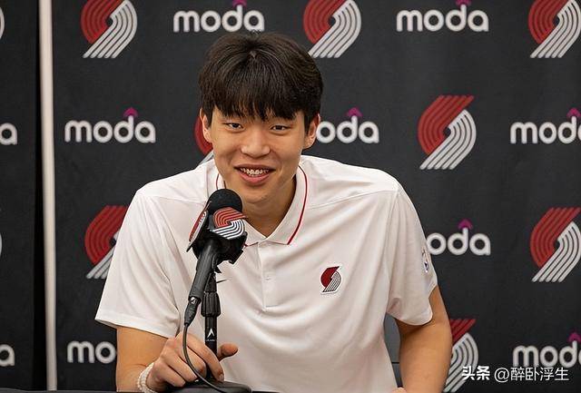 杨瀚森评NBA历史首发五人：詹眉约基奇欧东契奇 因年龄小全选现役