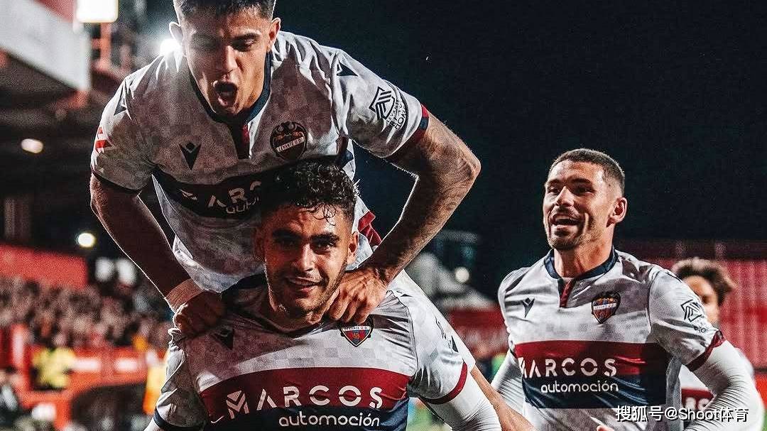 足球前瞻:斯图加特VS拜仁慕尼黑,马洛卡VS巴塞罗那,阿拉维斯VS莱万特,精英VS费耶诺德