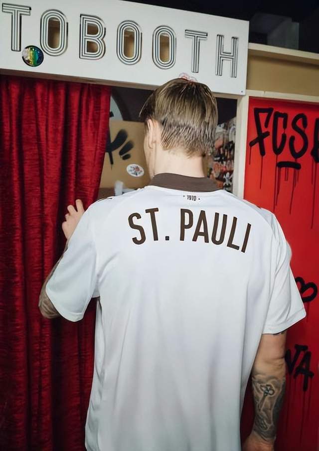 圣保利发布25/26赛季客场球衣