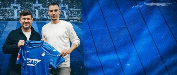 官方:霍芬海姆签下科隆前锋兰姆佩尔,双方签下长期合同