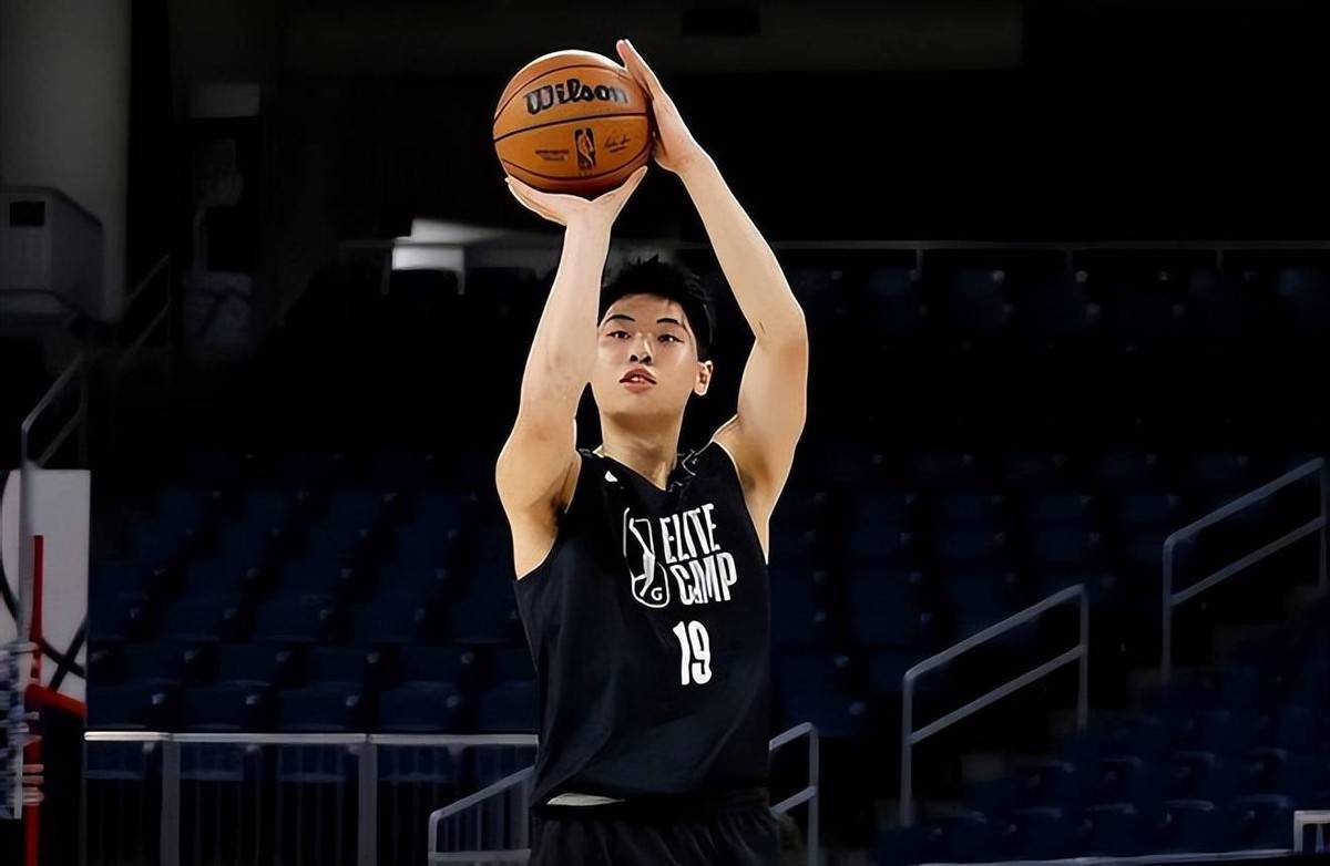 疯狂的夏天!多名核心完成转会,小崔回归,下季CBA恐变天!