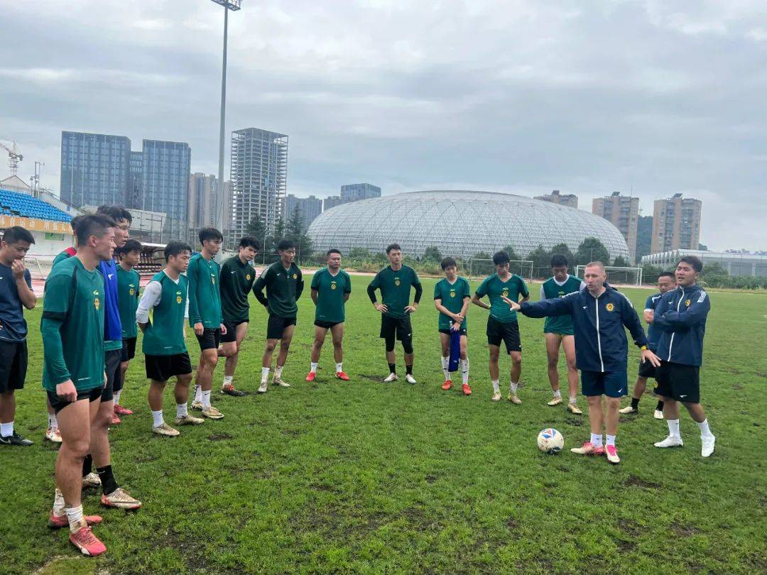 职业足球、校园足球、社会青训——贵州足球核心难题逐渐破解中