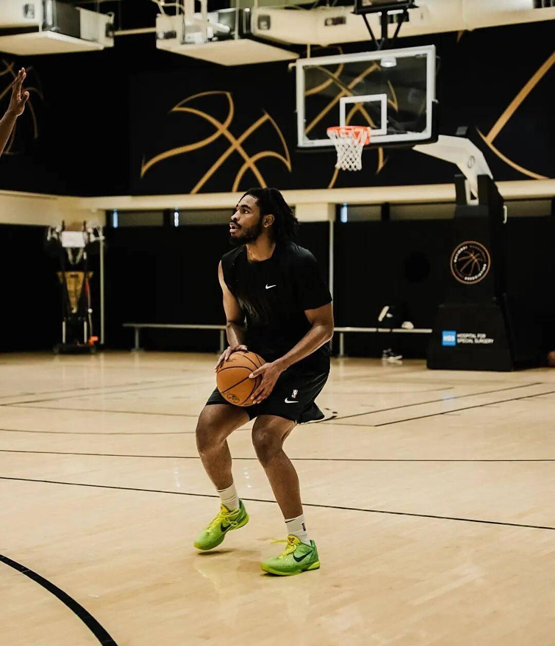 布鲁克林篮网宣布续约托马斯，15亿顶薪合同泡汤