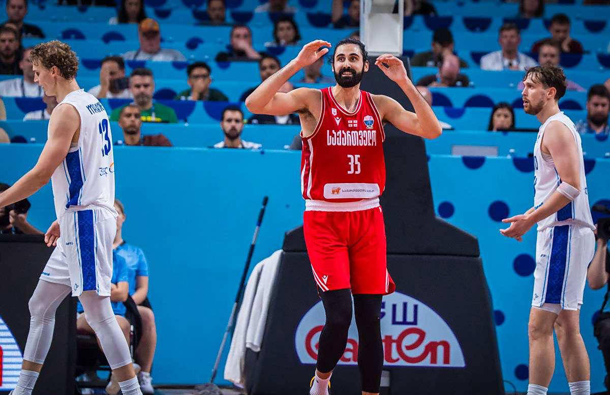 内线球星在男篮欧锦赛表现抢眼,奥兰多魔术是否应加强他的地位?