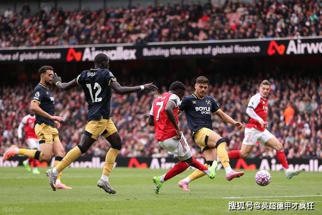 英格兰队首发没利物浦、曼联、切尔西球员！这个锅不该图赫尔背！