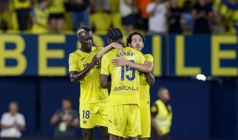 足坛悲喜一夜！拜仁1-2爆大冷18轮不败终结，皇马2-0反超巴萨，多特蒙德3-0大胜